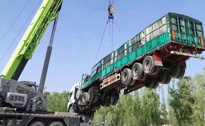 禄劝道路脱困救援案例